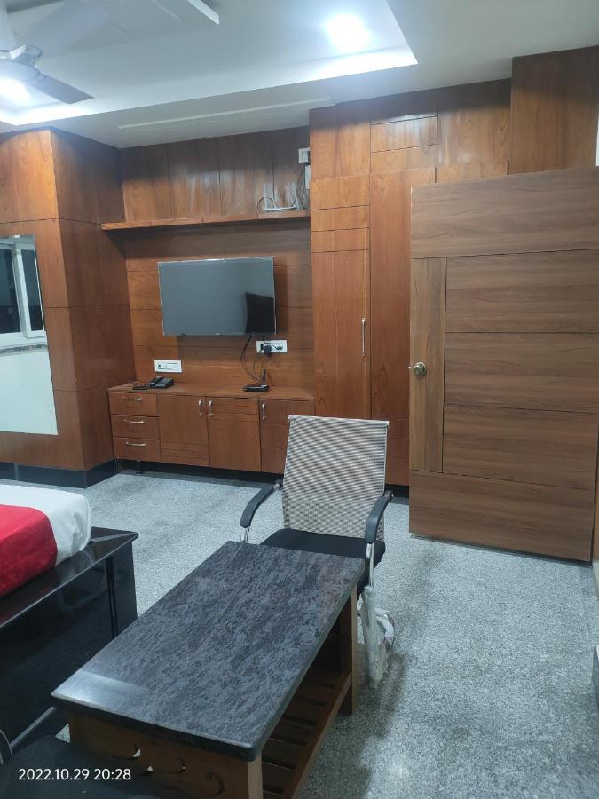 Hotel New Maruthi Inn, Lb Nagar Hajdarabad Zewnętrze zdjęcie