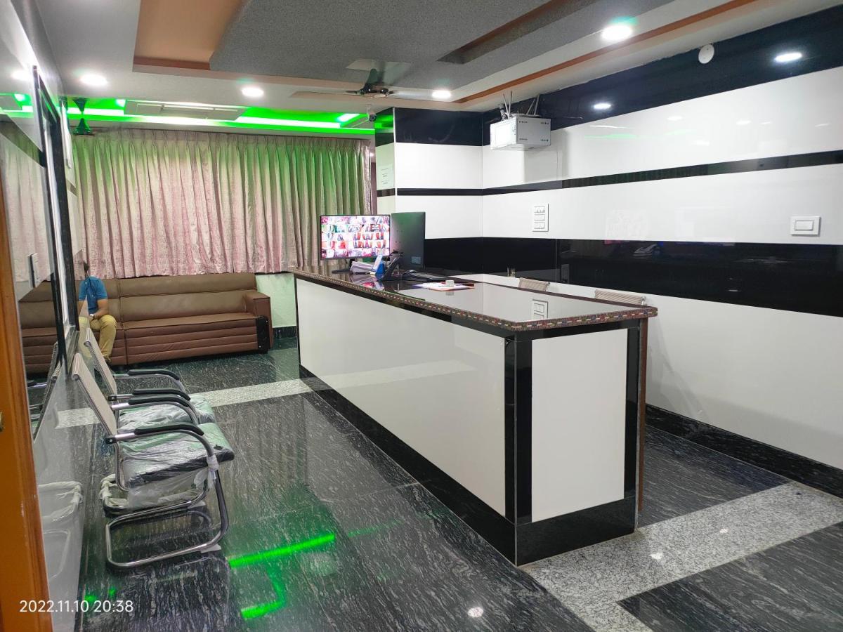 Hotel New Maruthi Inn, Lb Nagar Hajdarabad Zewnętrze zdjęcie