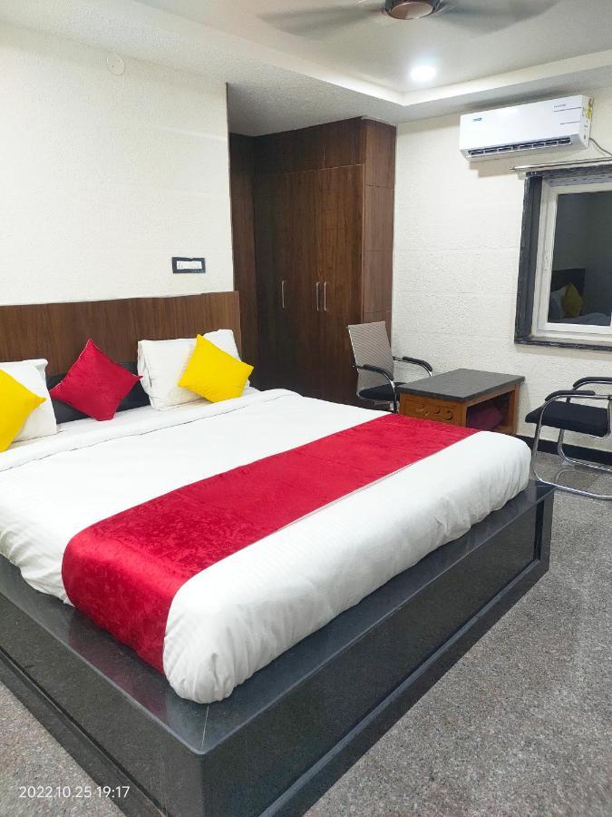 Hotel New Maruthi Inn, Lb Nagar Hajdarabad Zewnętrze zdjęcie