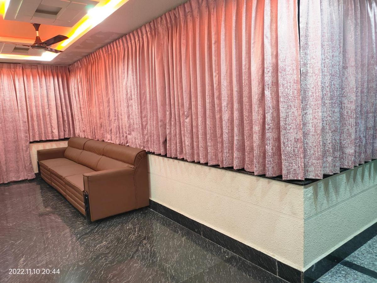 Hotel New Maruthi Inn, Lb Nagar Hajdarabad Zewnętrze zdjęcie