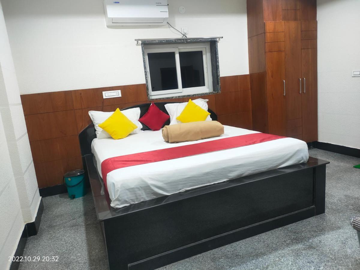 Hotel New Maruthi Inn, Lb Nagar Hajdarabad Zewnętrze zdjęcie