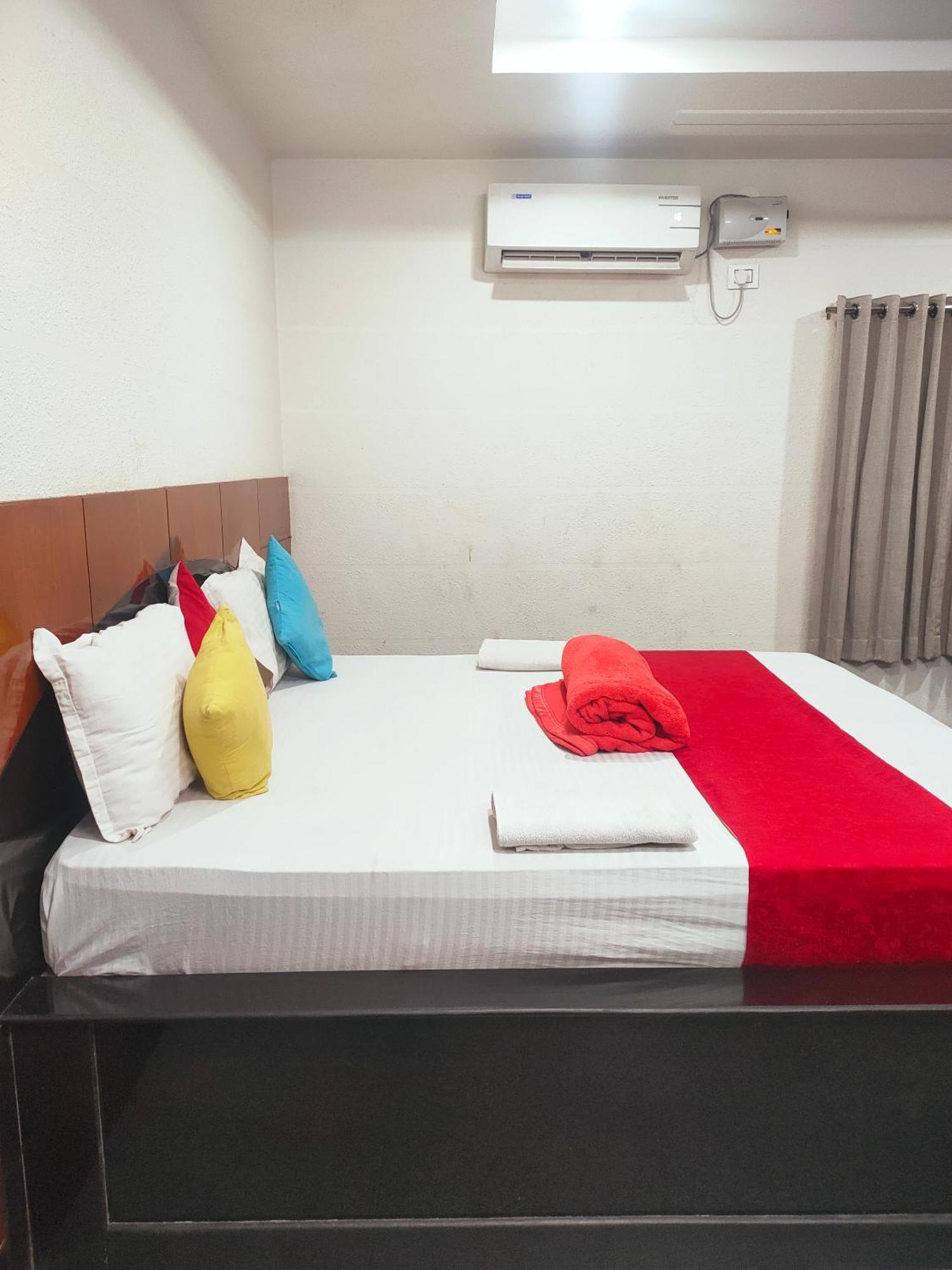 Hotel New Maruthi Inn, Lb Nagar Hajdarabad Zewnętrze zdjęcie