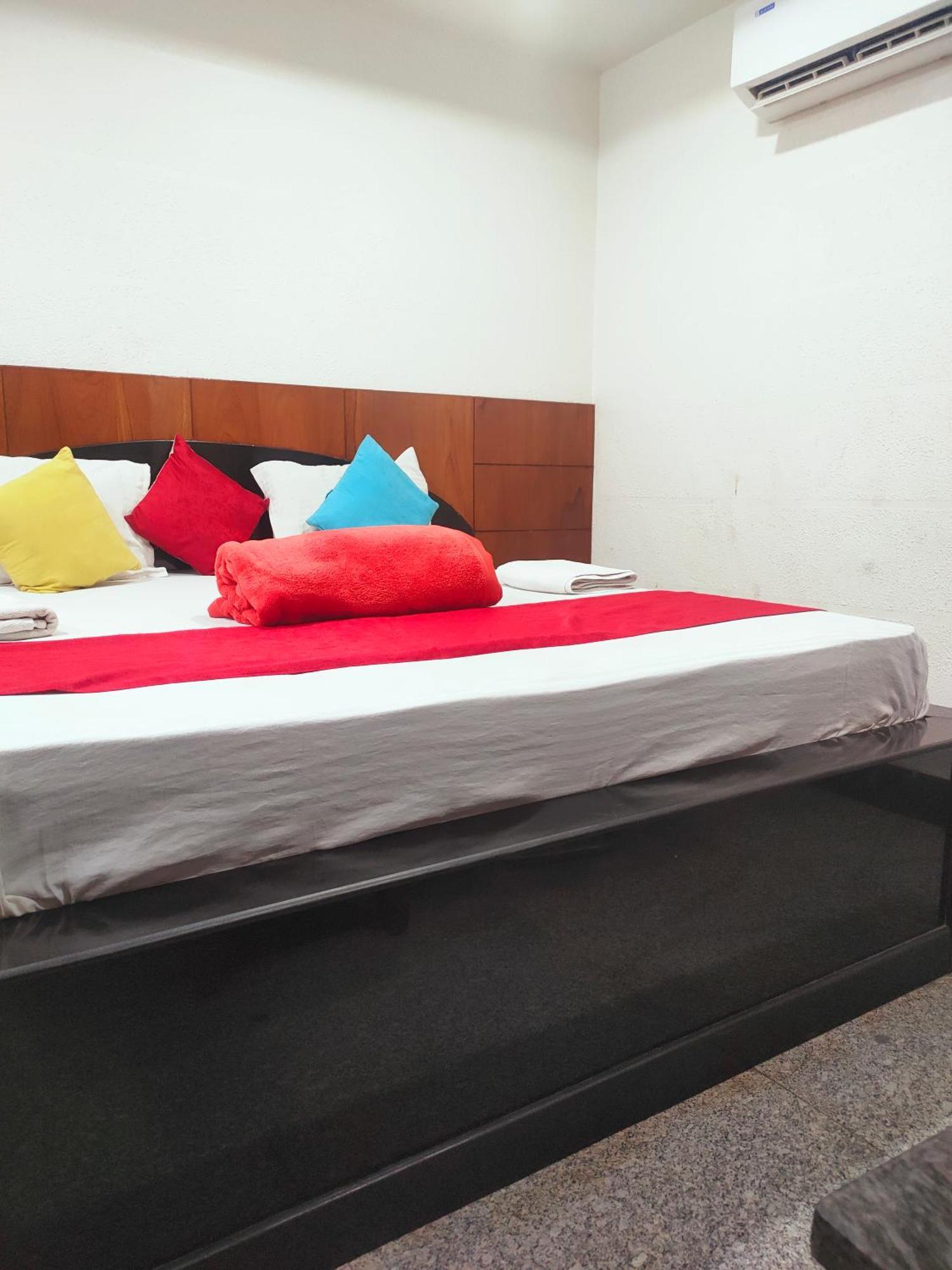 Hotel New Maruthi Inn, Lb Nagar Hajdarabad Zewnętrze zdjęcie